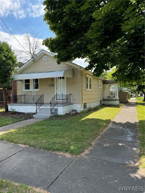 Homes For Sale - 360 38th Street<br/> Niagara Falls, NY 14303