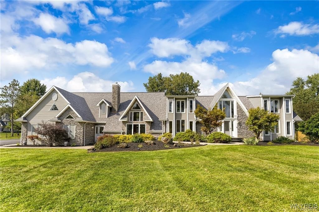 60 Gaylord Court, Elma, New York image 1