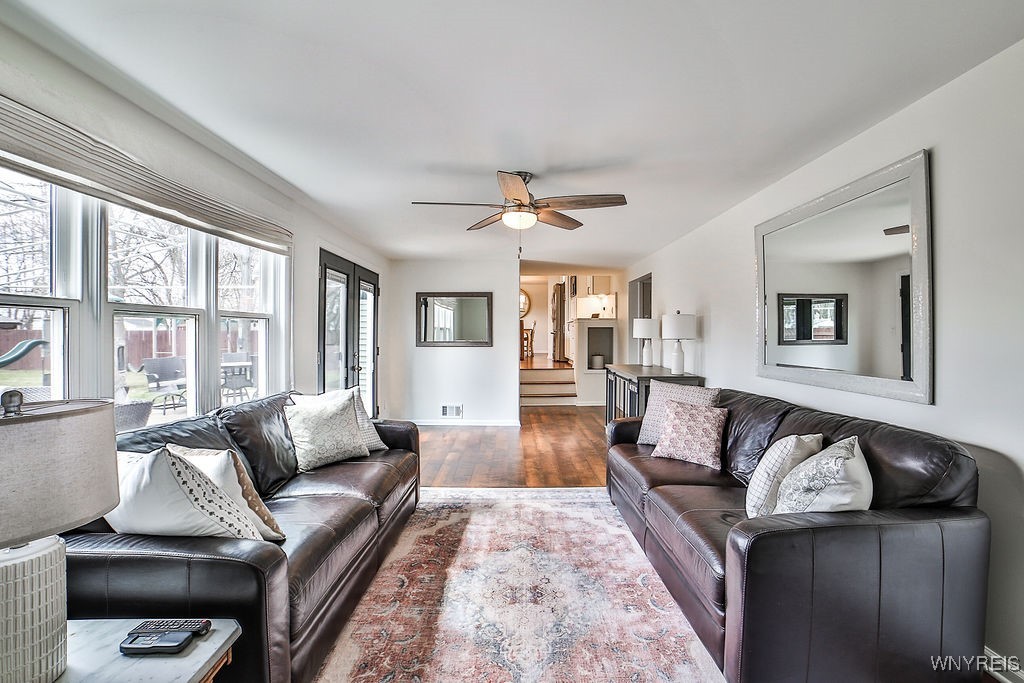 62 Pin Oak Circle Cir, Grand Island, New York image 21