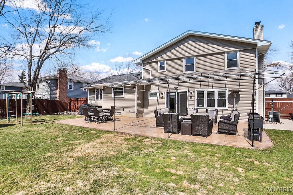 62 Pin Oak Circle Cir, Grand Island, New York image 42