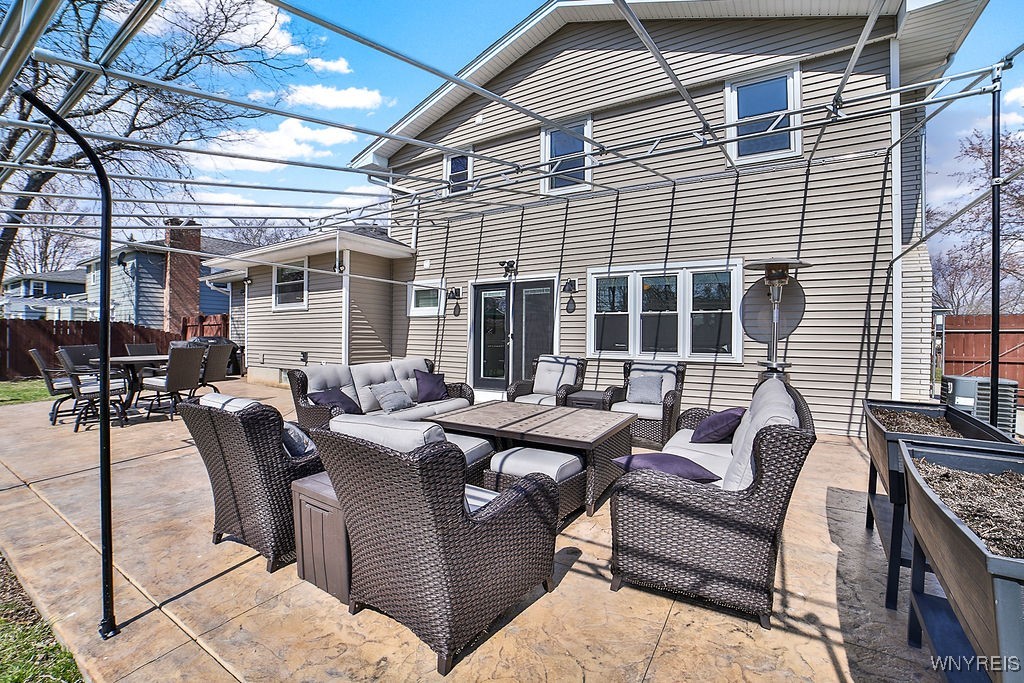 62 Pin Oak Circle Cir, Grand Island, New York image 39