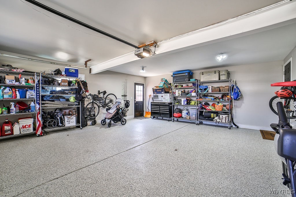 62 Pin Oak Circle Cir, Grand Island, New York image 38