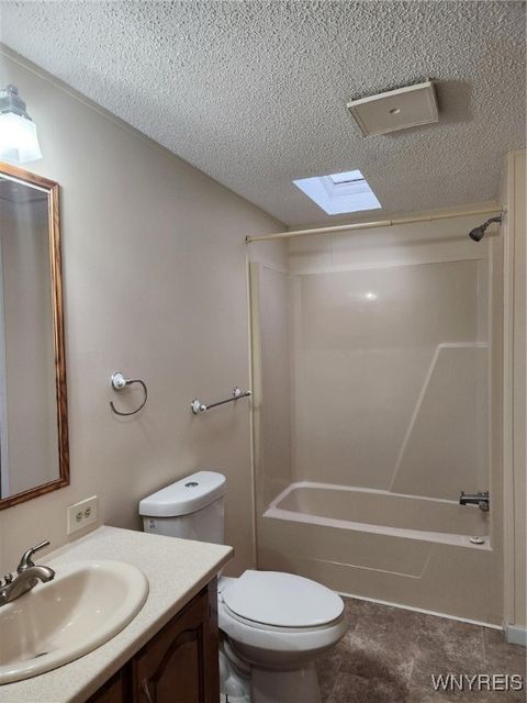 Tiny photo for 352 Applewood Drive, Lockport Town, NY 14094 (MLS # B1654856)