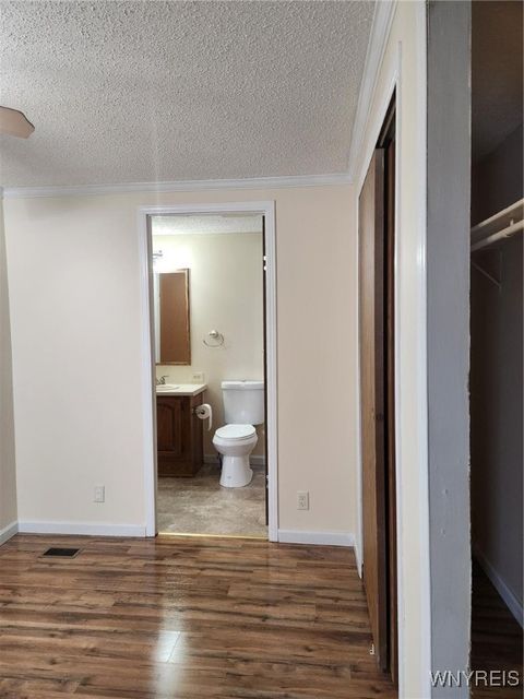 Tiny photo for 352 Applewood Drive, Lockport Town, NY 14094 (MLS # B1654856)