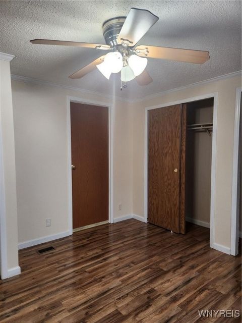 Tiny photo for 352 Applewood Drive, Lockport Town, NY 14094 (MLS # B1654856)