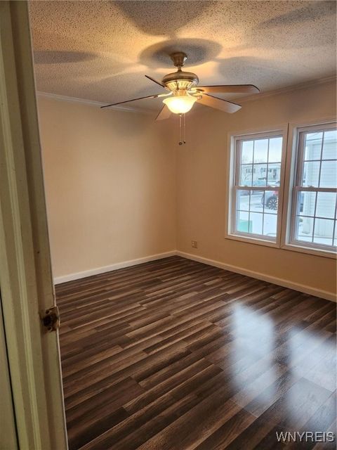 Tiny photo for 352 Applewood Drive, Lockport Town, NY 14094 (MLS # B1654856)