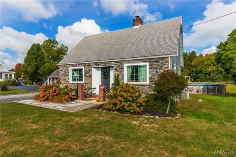 Tiny photo for 7745 Rochester Road, Royalton, NY 14067 (MLS # B1640076)