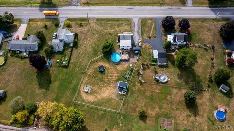 Tiny photo for 7745 Rochester Road, Royalton, NY 14067 (MLS # B1640076)