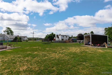 Tiny photo for 7745 Rochester Road, Royalton, NY 14067 (MLS # B1640076)