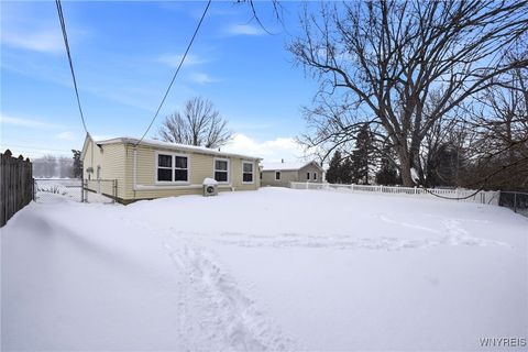 Tiny photo for 2611 Sweet Home Road, Amherst, NY 14228 (MLS # B1660049)