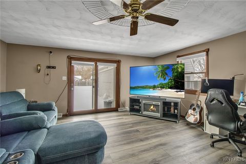 Tiny photo for 640 71st Street, Niagara Falls, NY 14304 (MLS # B1659505)