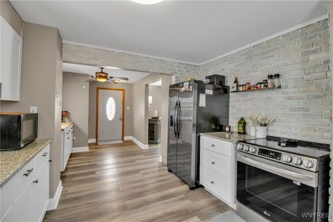 Tiny photo for 640 71st Street, Niagara Falls, NY 14304 (MLS # B1659505)