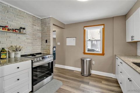 Tiny photo for 640 71st Street, Niagara Falls, NY 14304 (MLS # B1659505)