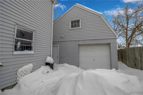 Tiny photo for 640 71st Street, Niagara Falls, NY 14304 (MLS # B1659505)