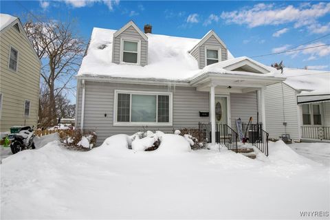 Tiny photo for 640 71st Street, Niagara Falls, NY 14304 (MLS # B1659505)