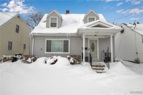 Tiny photo for 640 71st Street, Niagara Falls, NY 14304 (MLS # B1659505)