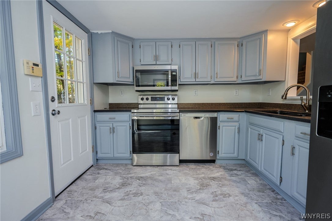 272 Taft Avenue