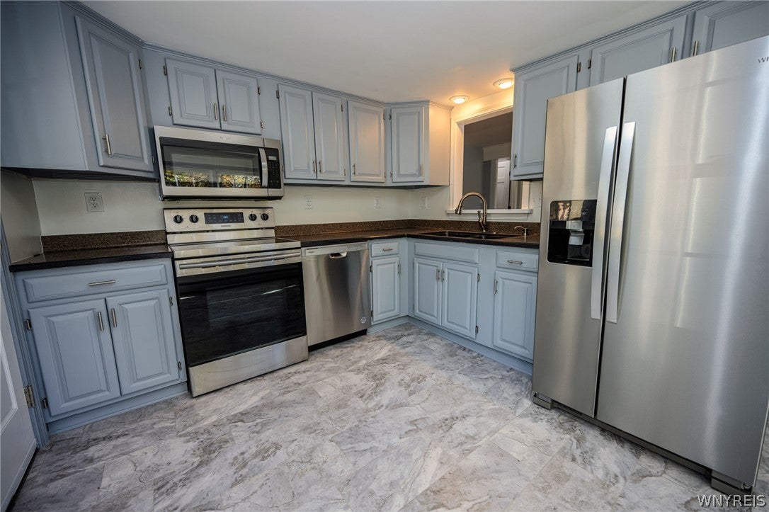 272 Taft Avenue