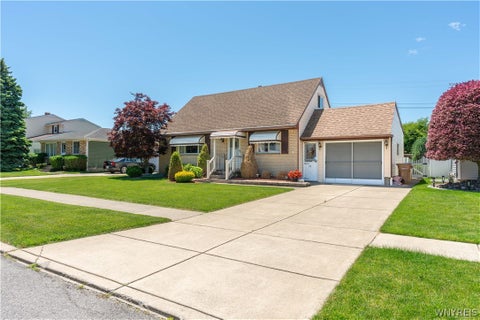 Homes For Sale - 34 Louise Drive<br/> Cheektowaga, NY 14227