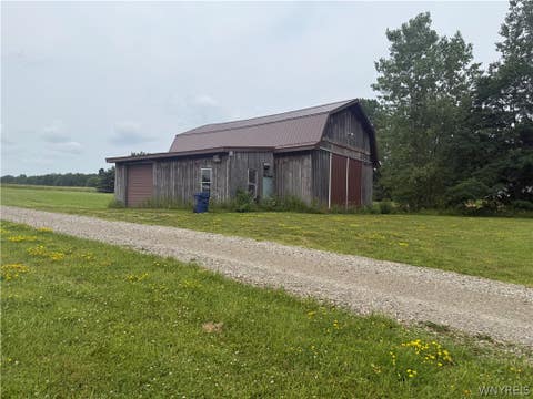 Tiny photo for 1824 Edmunds Road, Freedom, NY 14065 (MLS # B1702213)
