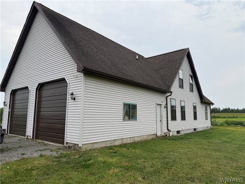Tiny photo for 1824 Edmunds Road, Freedom, NY 14065 (MLS # B1702213)