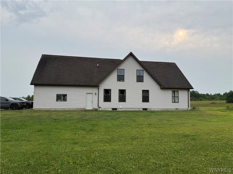 Tiny photo for 1824 Edmunds Road, Freedom, NY 14065 (MLS # B1702213)