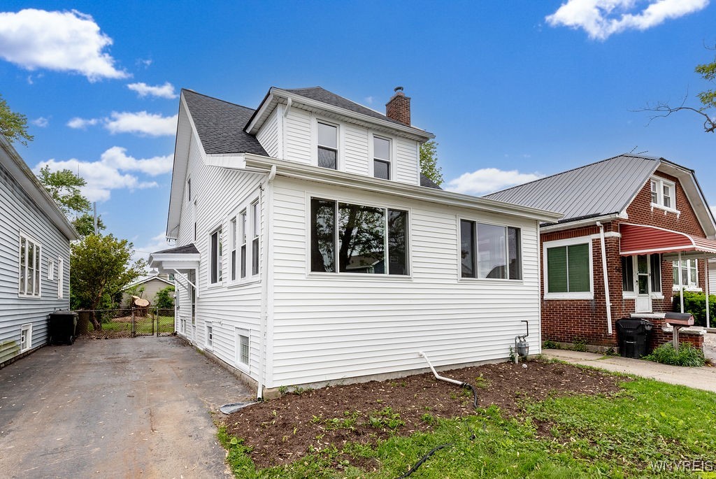 52 Hawthorne Avenue, Tonawanda, New York image 1