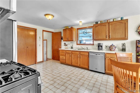 Tiny photo for 6720 Minnick Road, Lockport Town, NY 14094 (MLS # B1714525)