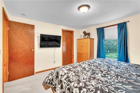 Tiny photo for 6720 Minnick Road, Lockport Town, NY 14094 (MLS # B1714525)