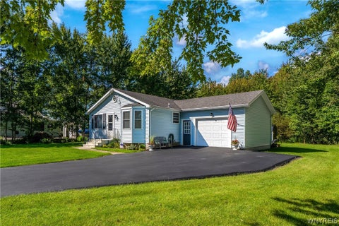 Tiny photo for 6720 Minnick Road, Lockport Town, NY 14094 (MLS # B1714525)