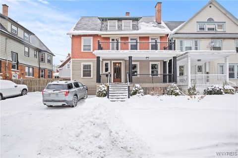 Tiny photo for 365 W Utica Street #Upper, Buffalo, NY 14222 (MLS # B1655167)
