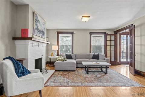 Tiny photo for 365 W Utica Street #Upper, Buffalo, NY 14222 (MLS # B1655167)