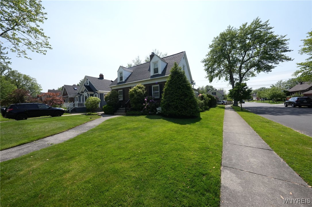 176 Louvaine Drive, Tonawanda, New York image 3