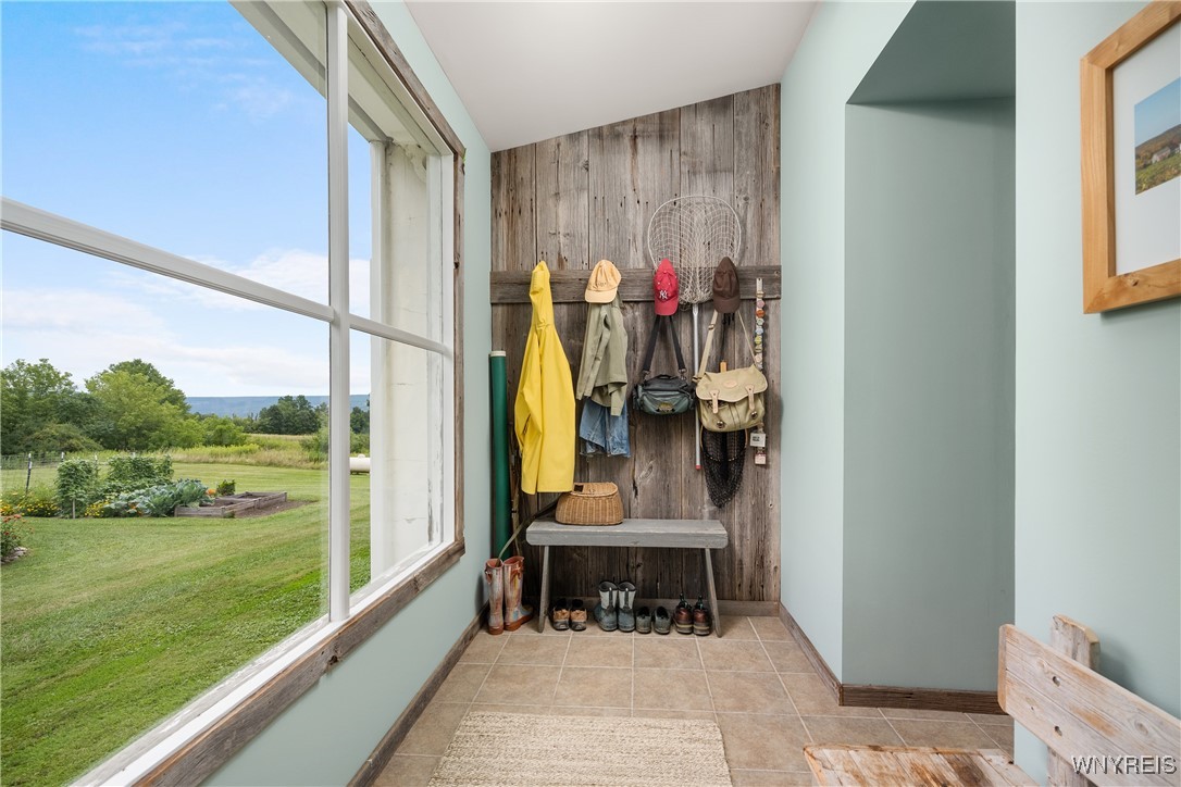 9940 Middle Road, Pulteney, New York image 17