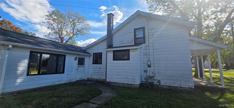 Tiny photo for 248 Haner Street, Wilson, NY 14172 (MLS # B1724407)