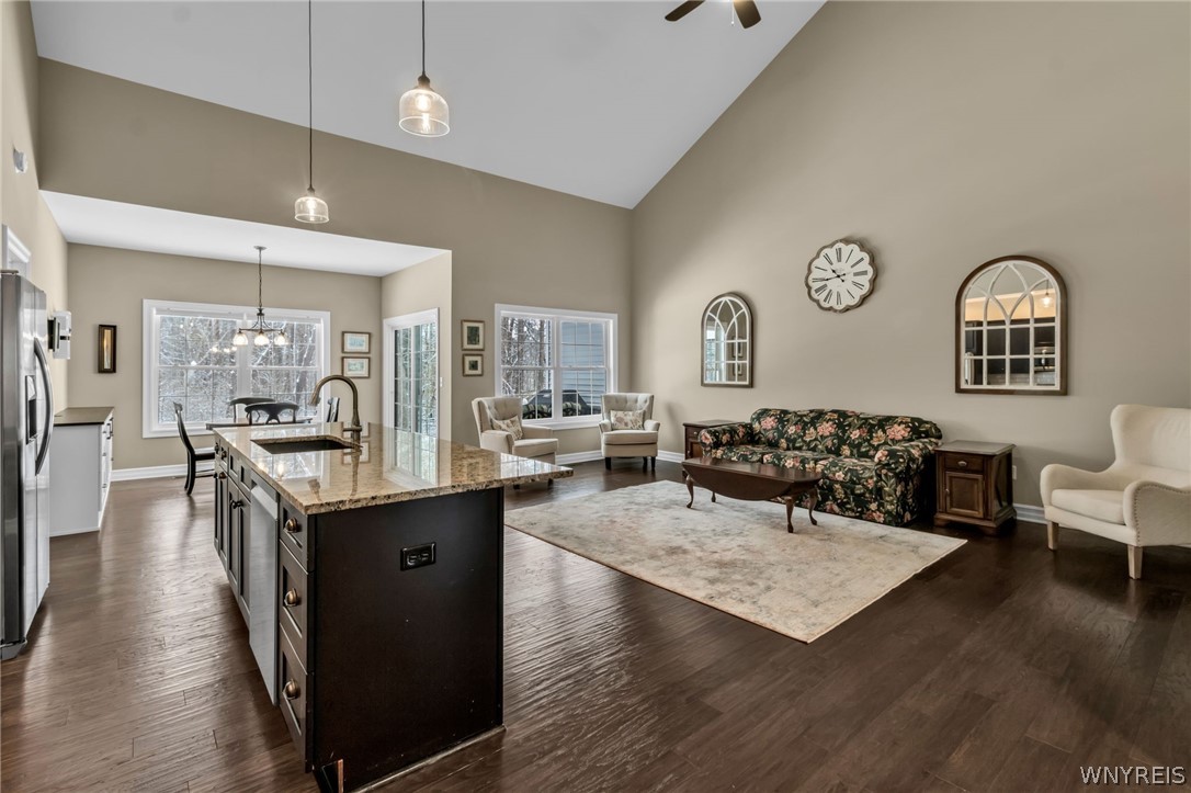 9423 Heritage Path B