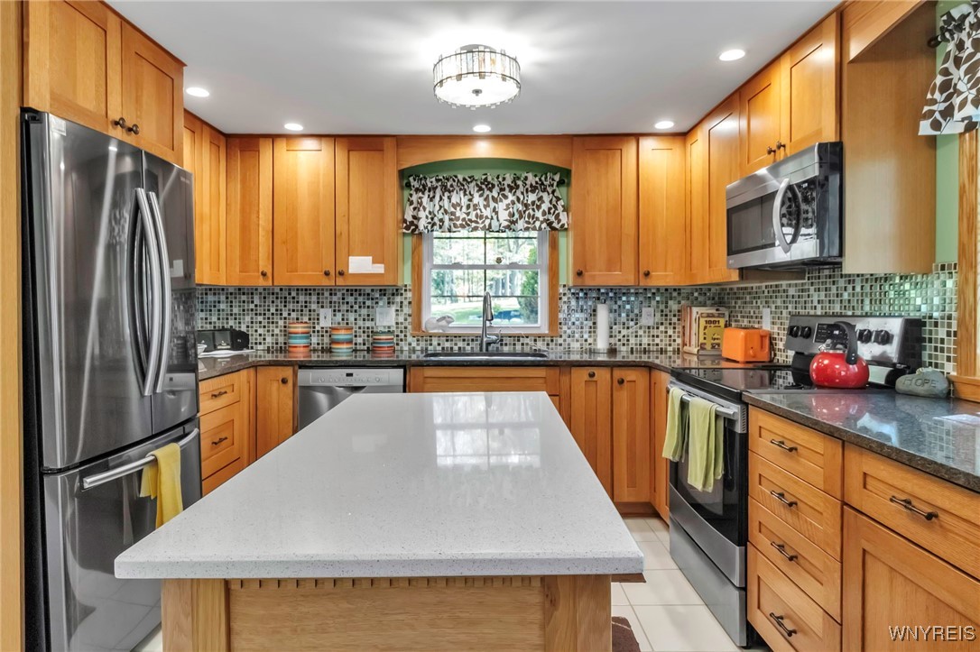 233 Falls Road, Aurora, New York image 9
