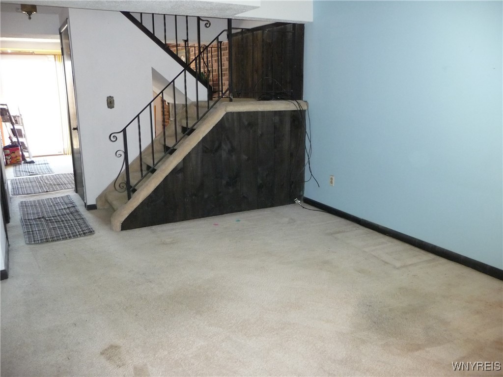 46 Pebble Creek Drive, Cheektowaga, New York image 13