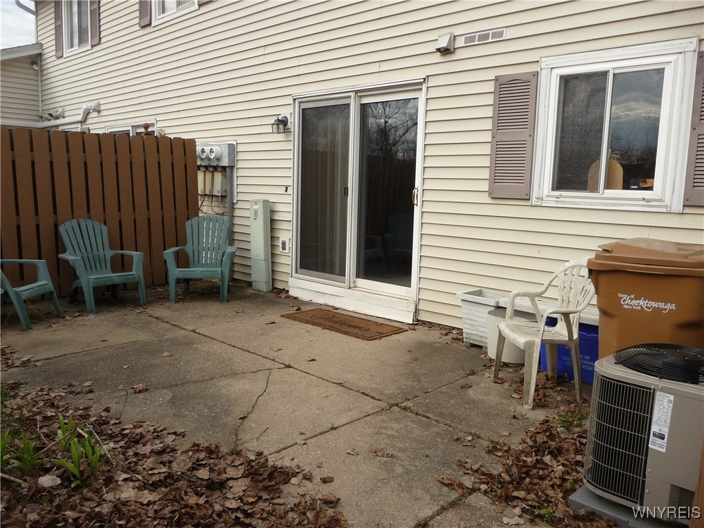46 Pebble Creek Drive, Cheektowaga, New York image 22