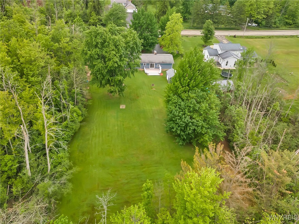 2279 Lakeview Road