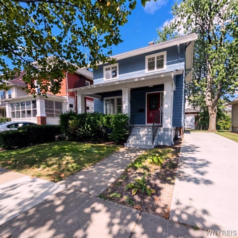 Tiny photo for 75 W Hazeltine Avenue, Tonawanda, NY 14217 (MLS # B1716115)