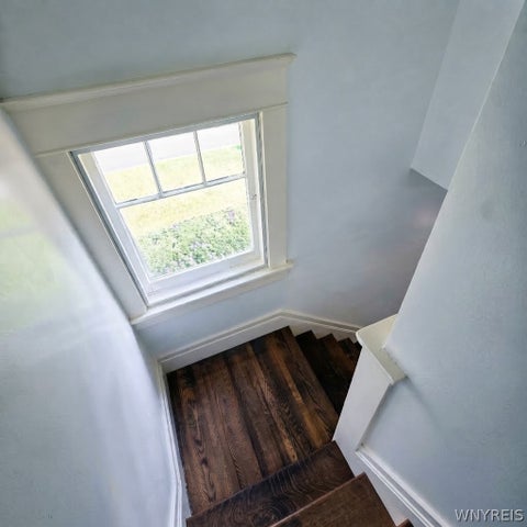Tiny photo for 75 W Hazeltine Avenue, Tonawanda, NY 14217 (MLS # B1716115)