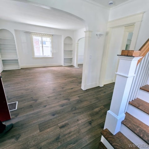 Tiny photo for 75 W Hazeltine Avenue, Tonawanda, NY 14217 (MLS # B1716115)