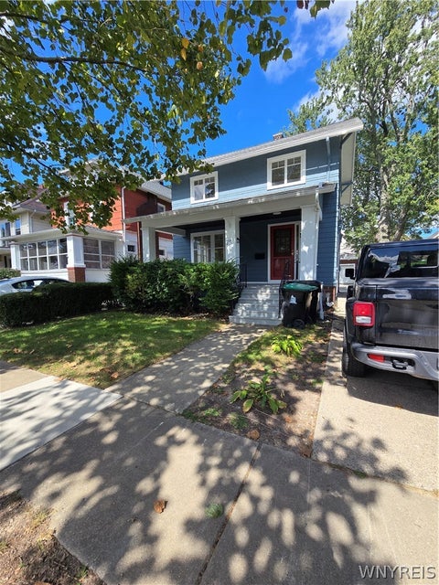 Photo of 75 W Hazeltine Avenue, Tonawanda, NY 14217 (MLS # B1716115)