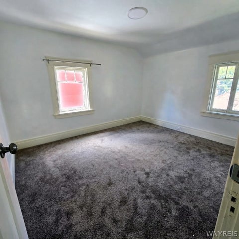 Tiny photo for 75 W Hazeltine Avenue, Tonawanda, NY 14217 (MLS # B1716115)