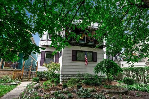 Photo of 610 Ashland Avenue, Buffalo, NY 14222 (MLS # B1568887)