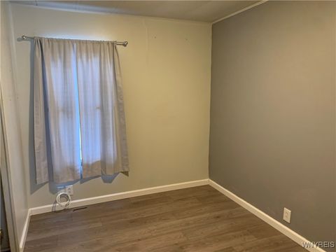 Tiny photo for 12 N Whispering Lane, Hamburg, NY 14075 (MLS # B1655298)