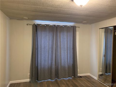 Tiny photo for 12 N Whispering Lane, Hamburg, NY 14075 (MLS # B1655298)