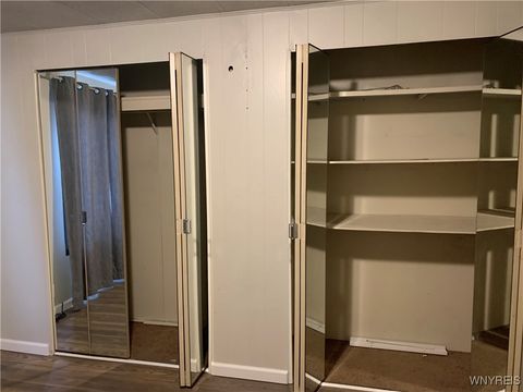 Tiny photo for 12 N Whispering Lane, Hamburg, NY 14075 (MLS # B1655298)