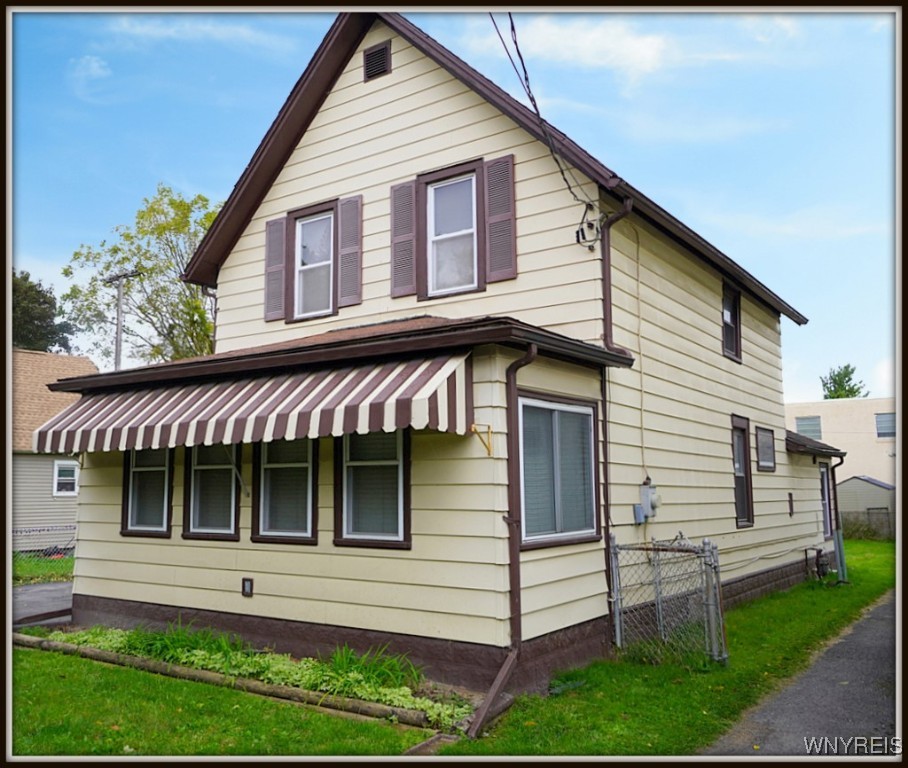 150 Thompson Street, North Tonawanda, New York image 1